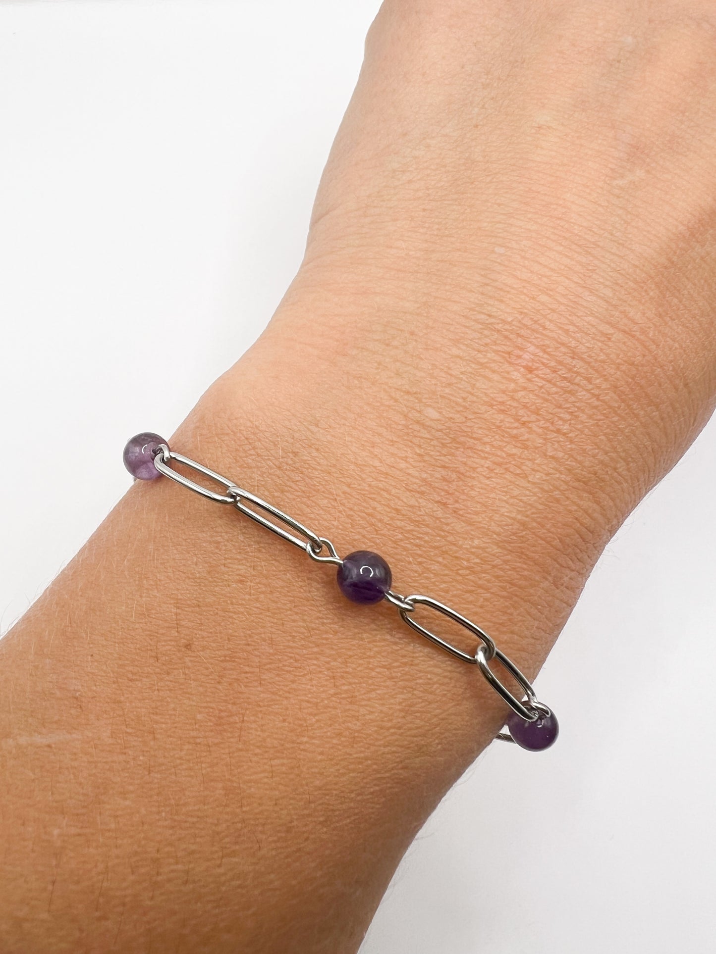 Bracelet en Améthyste et Acier Inoxydable Argenté - Équilibre Énergétique au Poignet