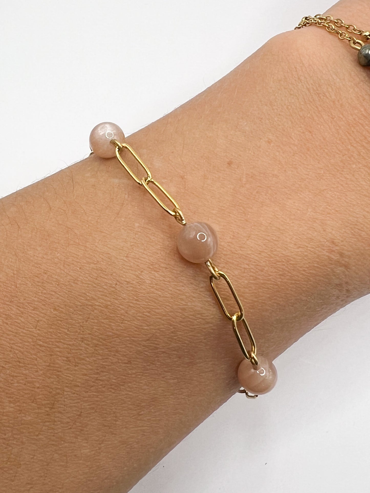 Bracelet Pierre de Soleil & Acier Doré – Vitalité, Confiance & Énergie Positive