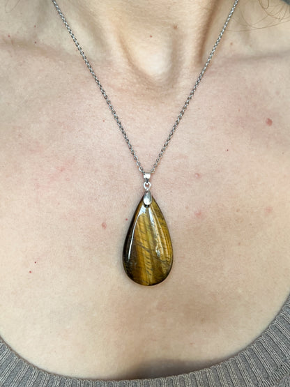 Collier Pierre Œil de Tigre – Force, Confiance & Style | Acier Argenté
