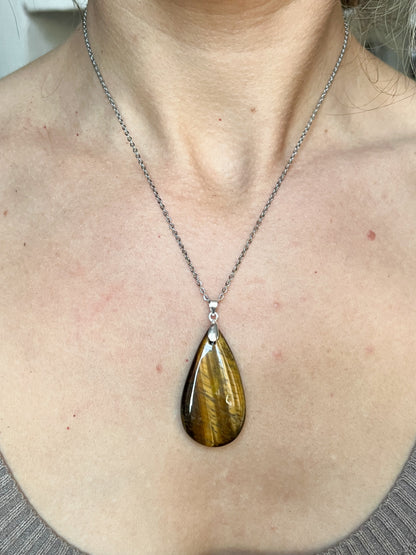 Collier Pierre Œil de Tigre – Force, Confiance & Style | Acier Argenté