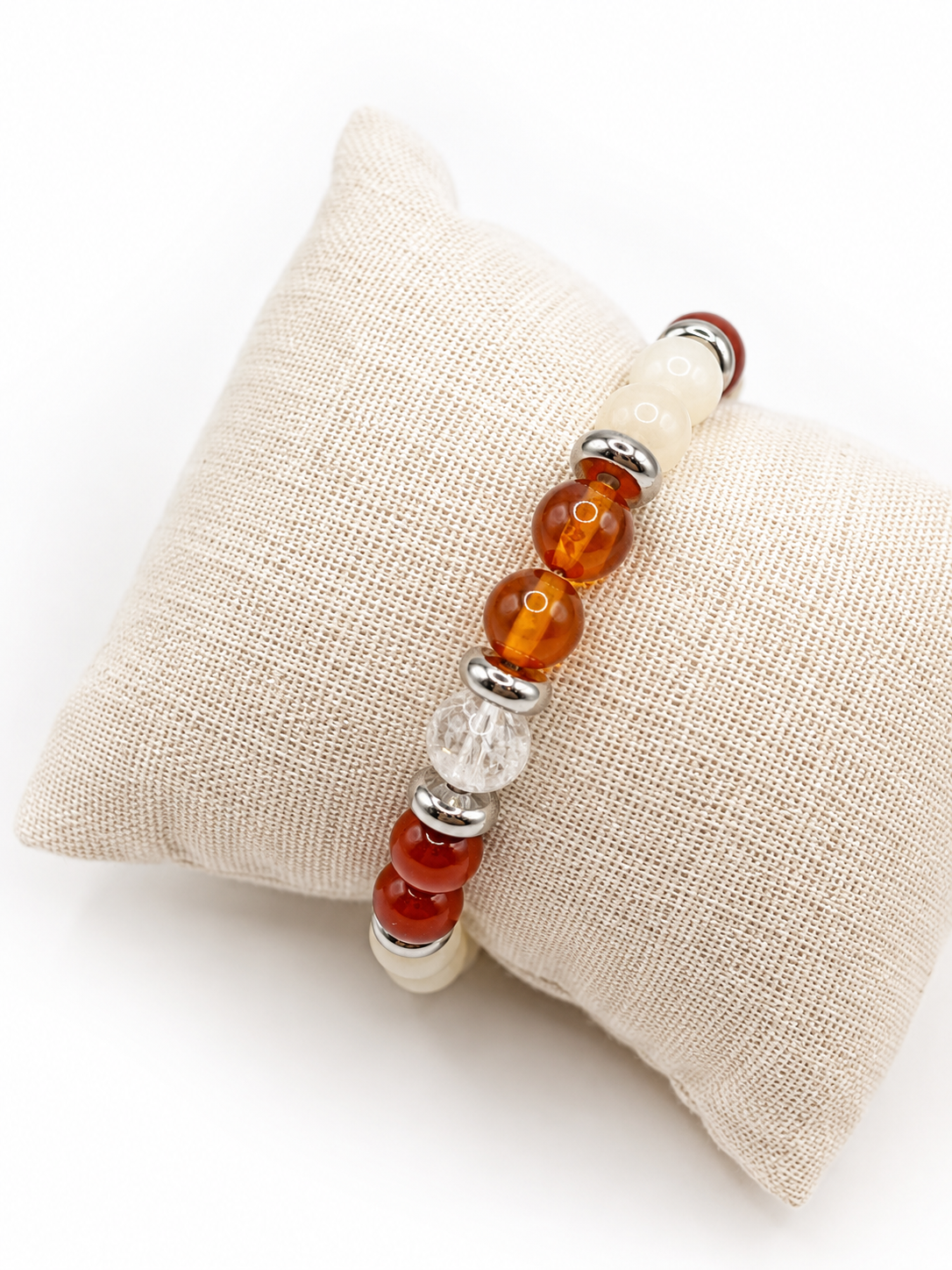 BRACELET FERTILITÉ PIERRES NATURELLES 8 MM – CORNALINE, PIERRE DE LUNE, JASPE ROUGE & CRISTAL DE ROCHE