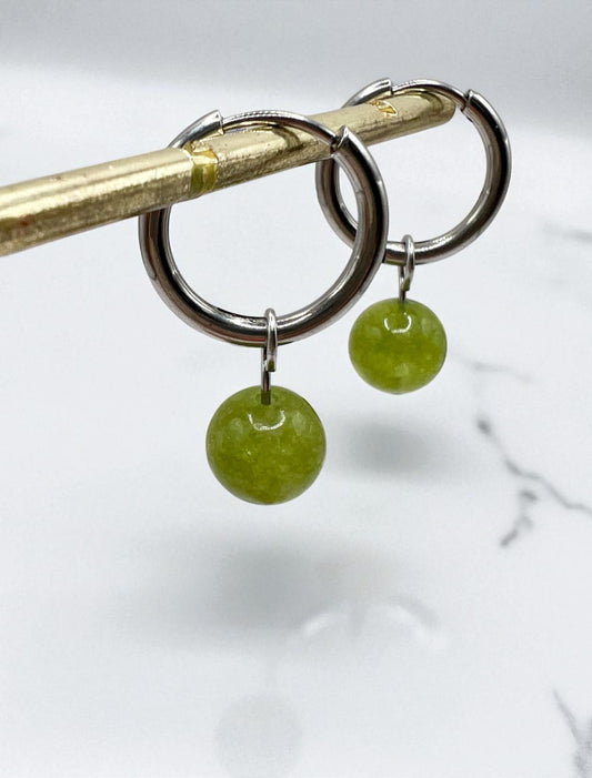 Boucles d’Oreilles Péridot Naturel – Acier Argenté & Énergie Positive