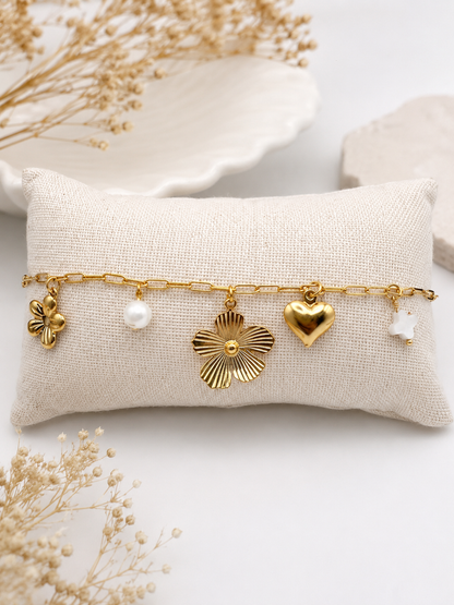 Bracelet Fleur Femme – Perle de Nacre & Acier Inoxydable Doré | Bracelet Élégant en Pierre Naturelle