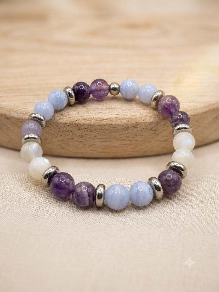 Bracelet Ménopause Femme en Pierres Naturelles – Améthyste, Calcédoine & Pierre de Lune – Bijou Bien-être Féminin