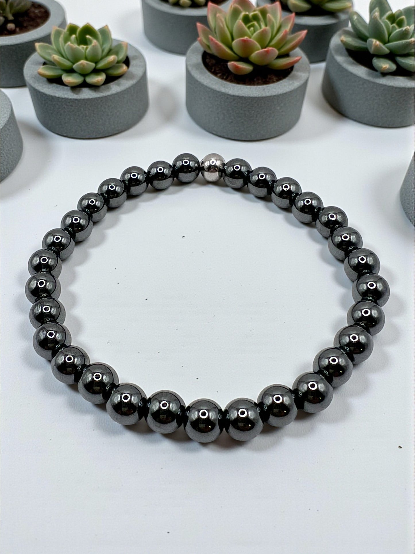 Bracelet Hématite 6 mm – Pierre Naturelle Protection Énergétique & Stabilité