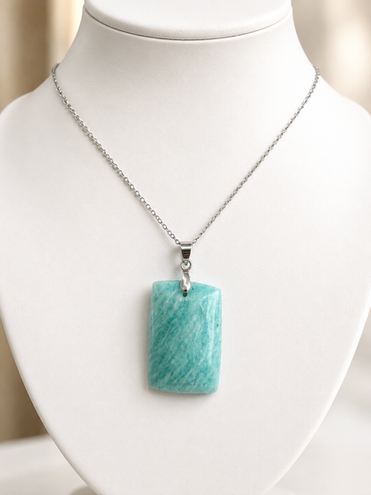 Collier Amazonite & Acier Argenté – Pierre Naturelle Apaisante, Cadeau Bien-Être & Lithothérapie