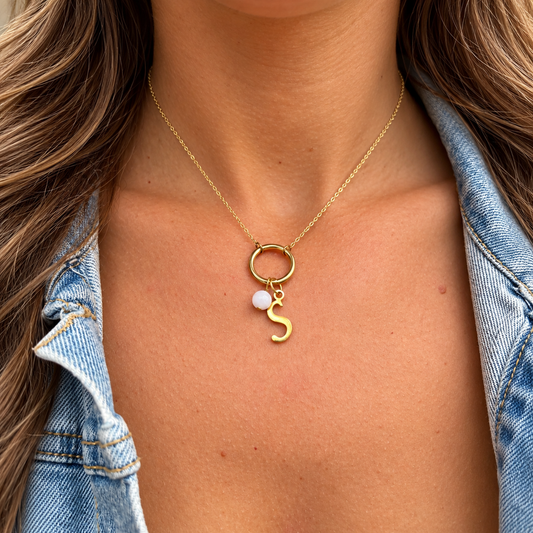 Collier Initiale Pierre de Lune en Acier Inoxydable Doré