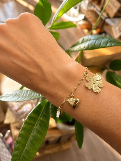 Bracelet Fleur Femme – Perle de Nacre & Acier Inoxydable Doré | Bracelet Élégant en Pierre Naturelle