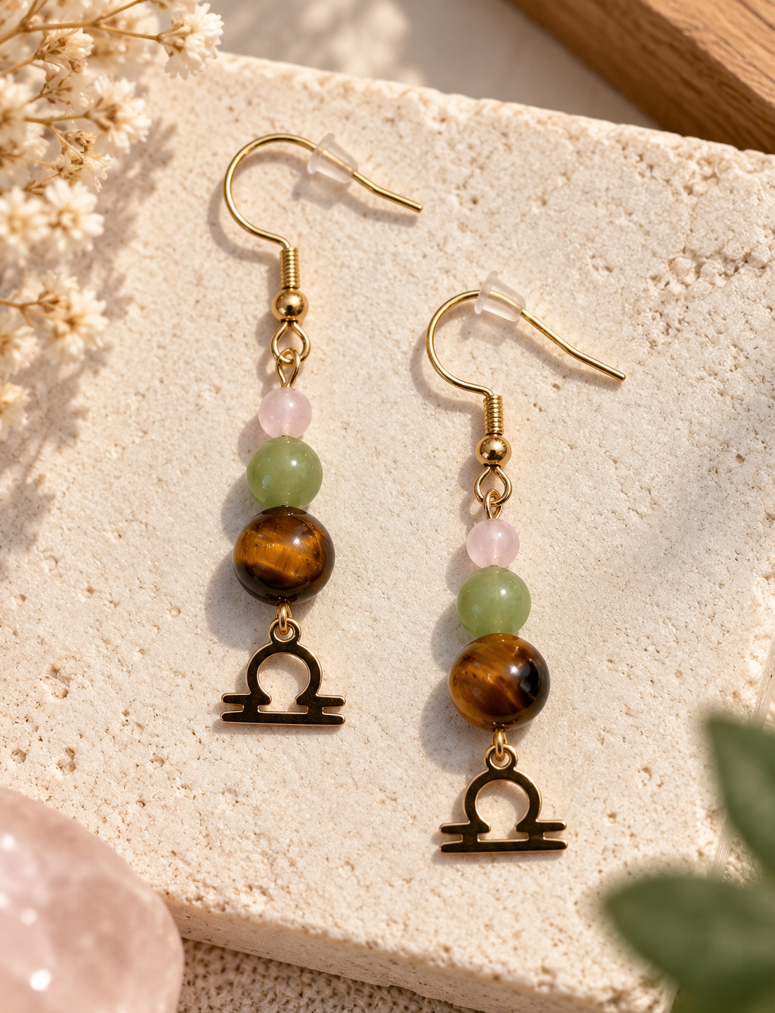 Parure Balance Dorée – Collier & Boucles d’Oreilles
