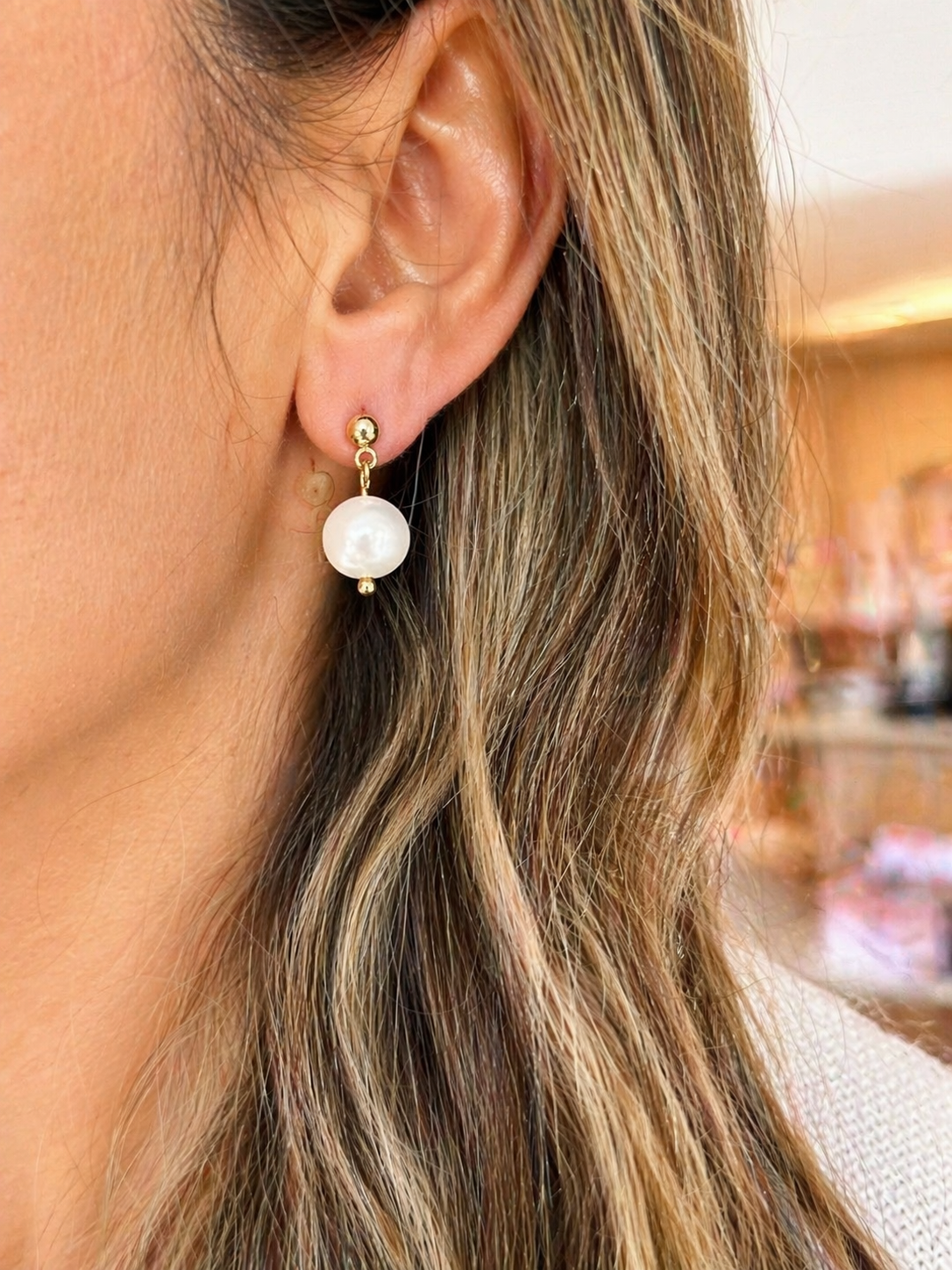 Boucles d’oreilles perles d’eau douce femme en acier inoxydable doré – bijoux élégants et durables