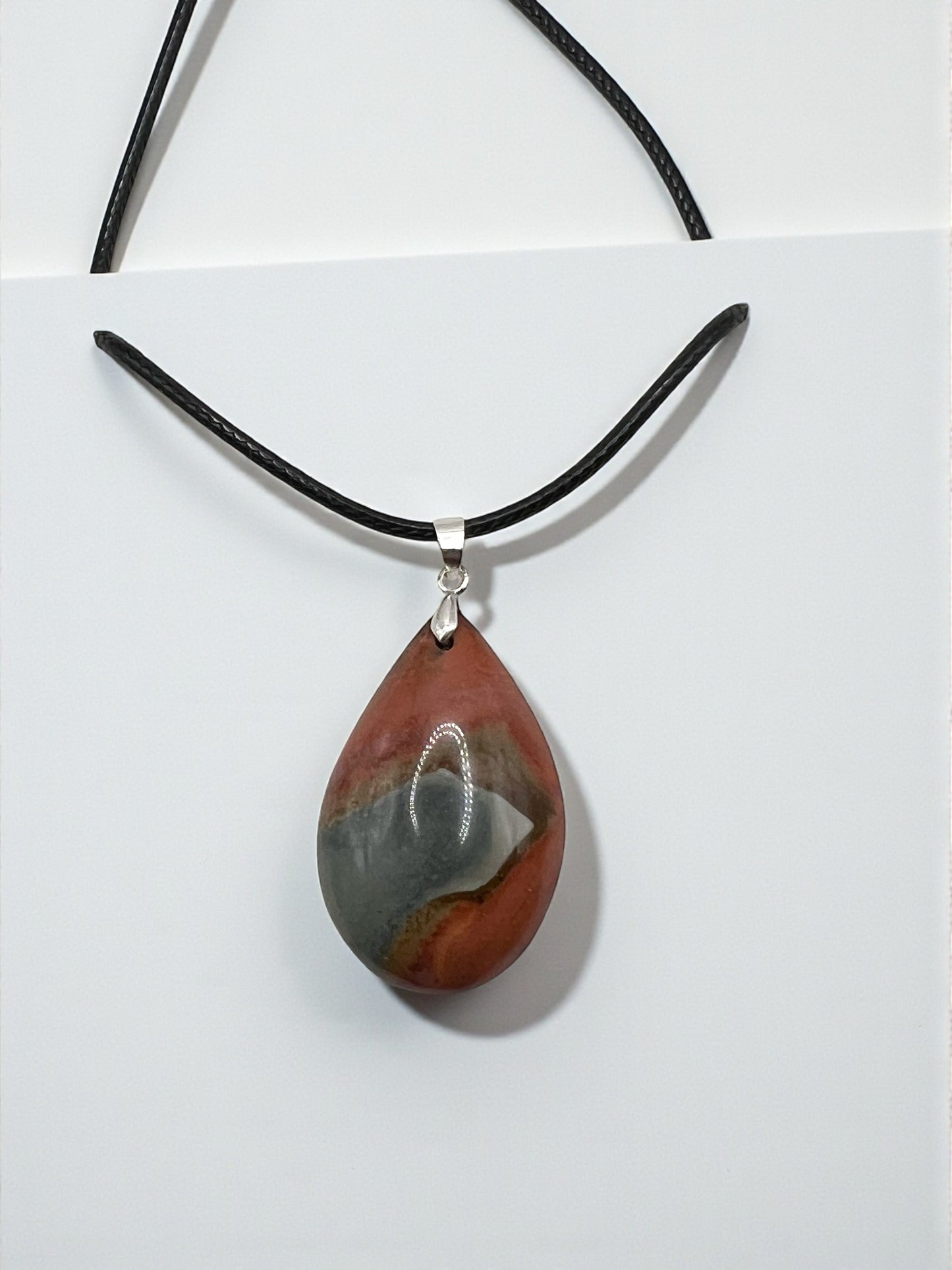 Collier Pierre Jaspe Polychrome – Protection, Force & Stabilité Émotionnelle