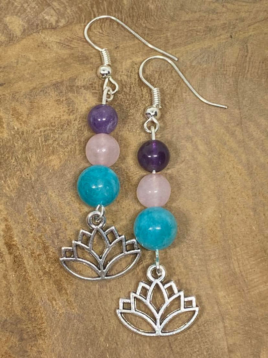 Boucles d'oreilles lotus avec pierre naturelle Amazonite, Quartz rose et Améthyste
