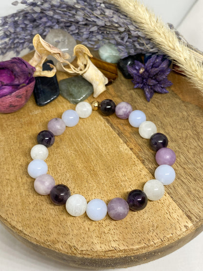 Bracelet ménopause et bouffée de chaleur en Calcédoine, Pierre de lune, Améthyste et Lépidolite