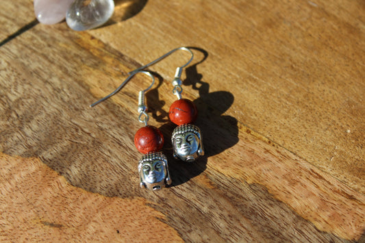 Boucles d'oreilles bouddha avec pierres naturelles en Jaspe Rouge