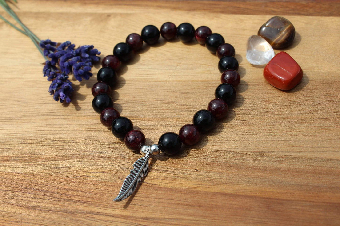 Bracelet en pierres naturelles en Grenat et Obsidienne noir