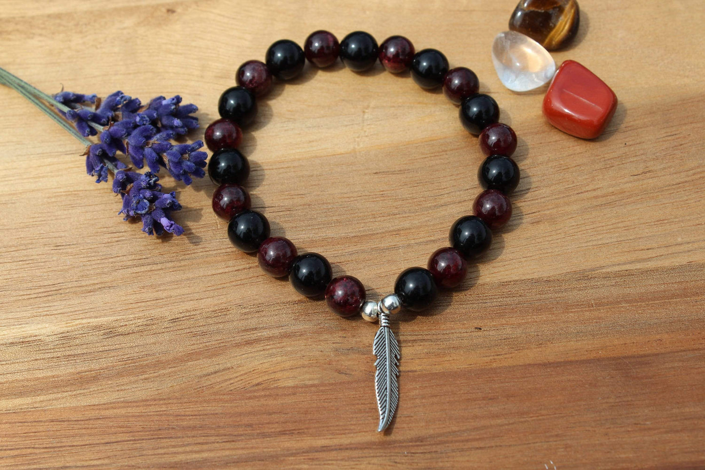 Bracelet en pierres naturelles en Grenat et Obsidienne noir